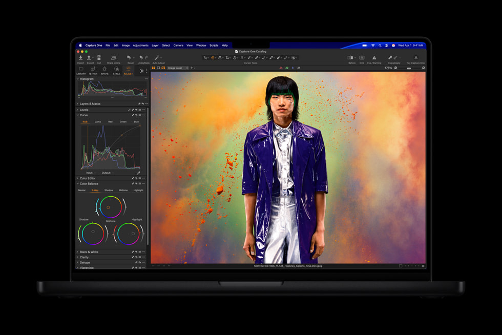 M5 ProおよびM5 Max搭載MacBook ProのApple Newsroom公式画像